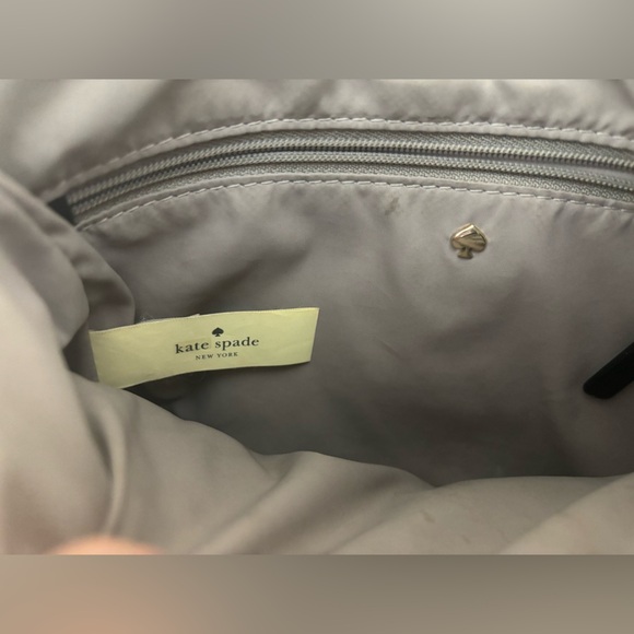 Kate Spade New York Watson Lane Hester Grey Taupe Crossbody Nylon Bag EUC - Picture 7 of 7